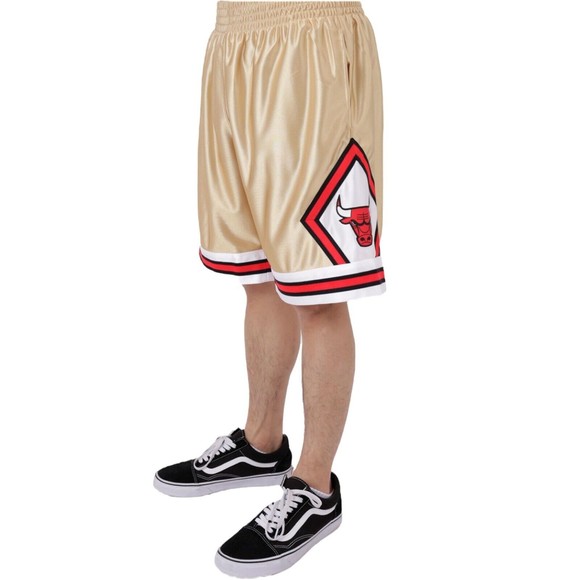 Mitchell & Ness Chicago Bulls 75th Anniversary Gold Swingman Shorts - Picture 1 of 4